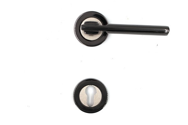 Kvaka rozetna Malta cilindar Black saten