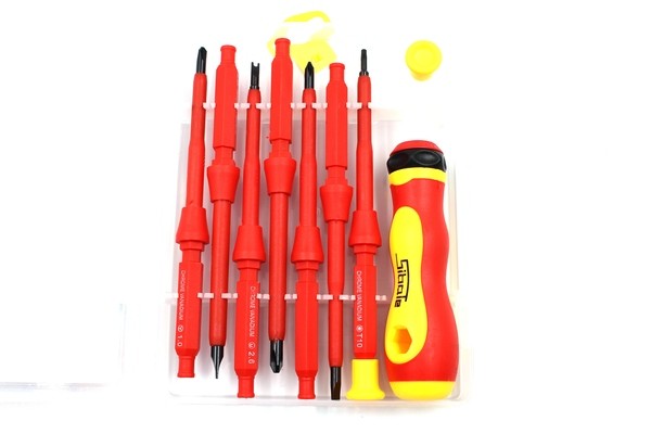 Set 2026A srafcigeri za elektricare